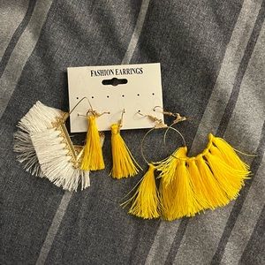 Earring Set 💛